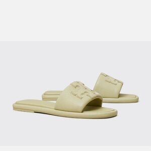 New Tory Burch Double T sport slide tumbled leather sandals - 8.5